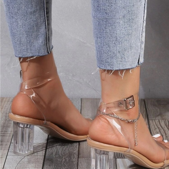 Heeled Sandals Apricot - Picture 2 of 3